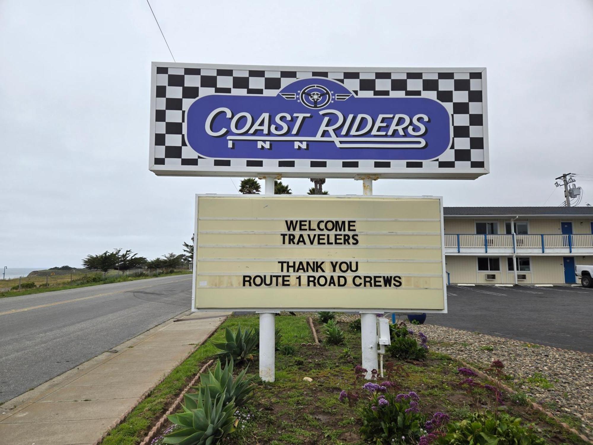 Coast Riders Inn サン・シメオン エクステリア 写真